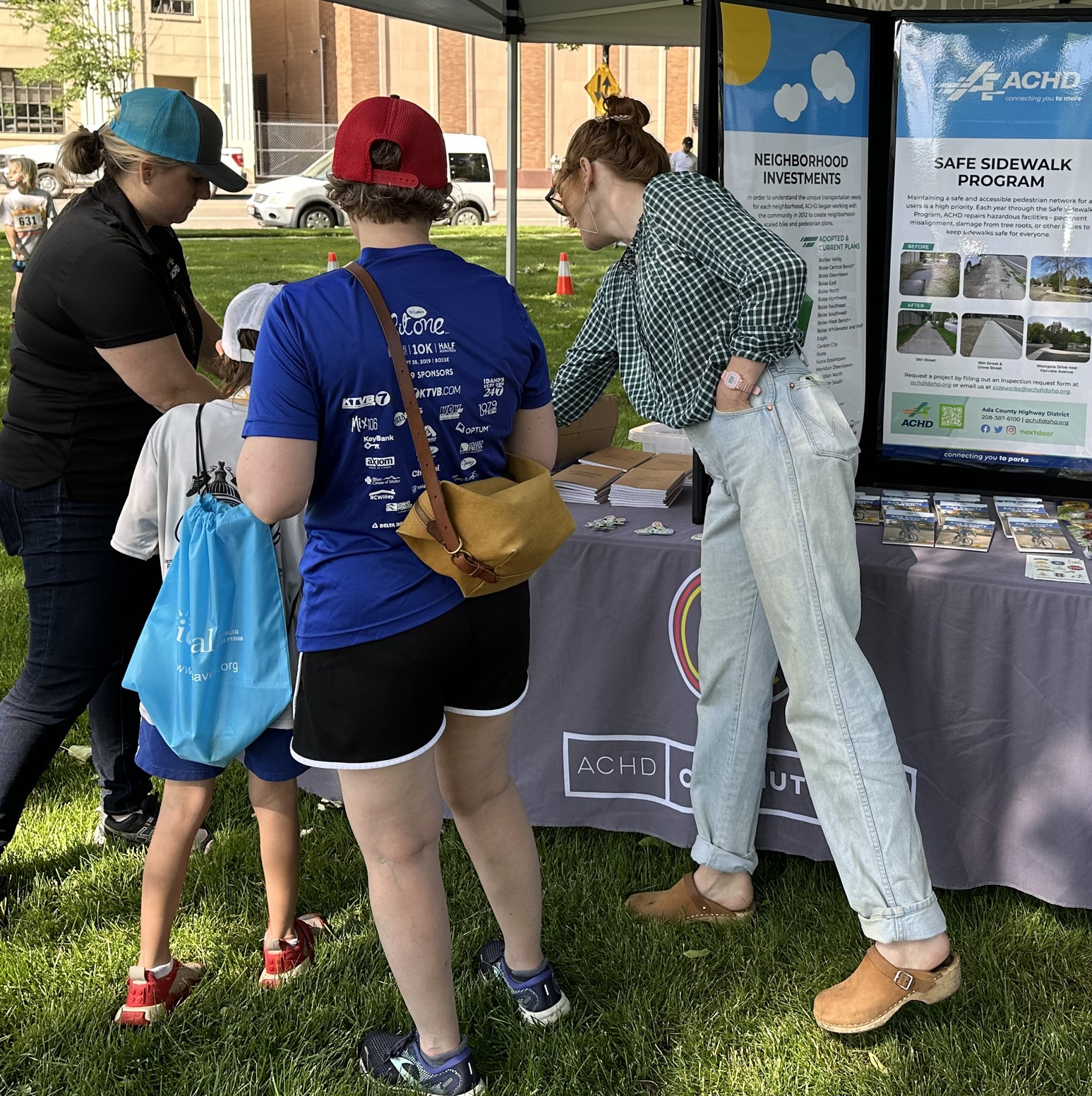 ACHD employees assist kids at public outreach event in Boise park